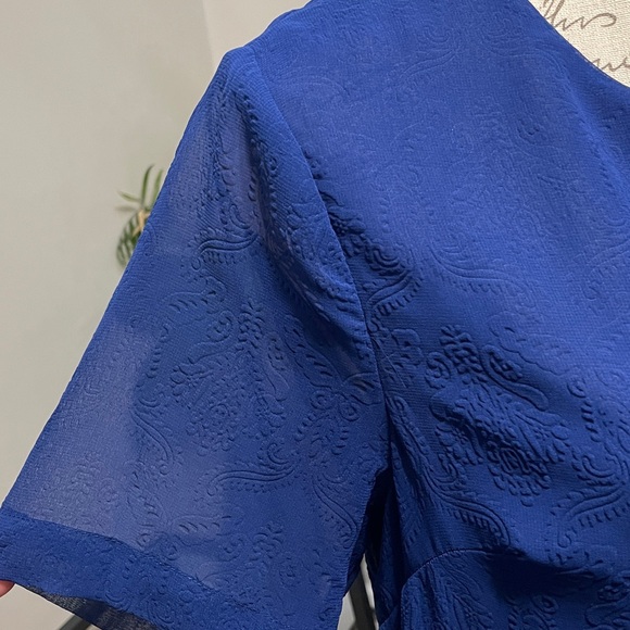 The Limited Royal Blue Sheer Lace Blouse - Picture 6 of 10